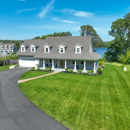 Luxury Waterfront Home W Heated Pool And Hot Tub
